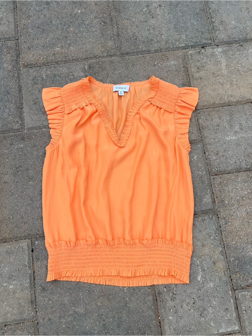 Evereve Coral Ruffle Flutter Sleeve Blouse Medium - Picture 1 of 9